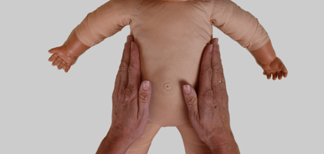 BabyMassage - Bryst øvelse til din baby - Hjerte